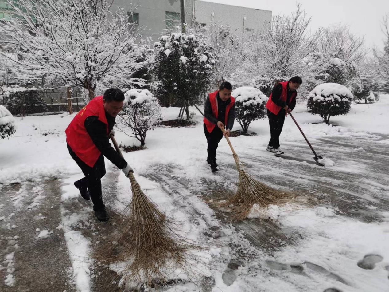 扫雪1.png